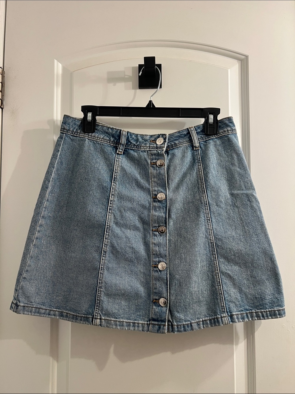 H&M Light Blue Button-Front Denim Skater Skirt